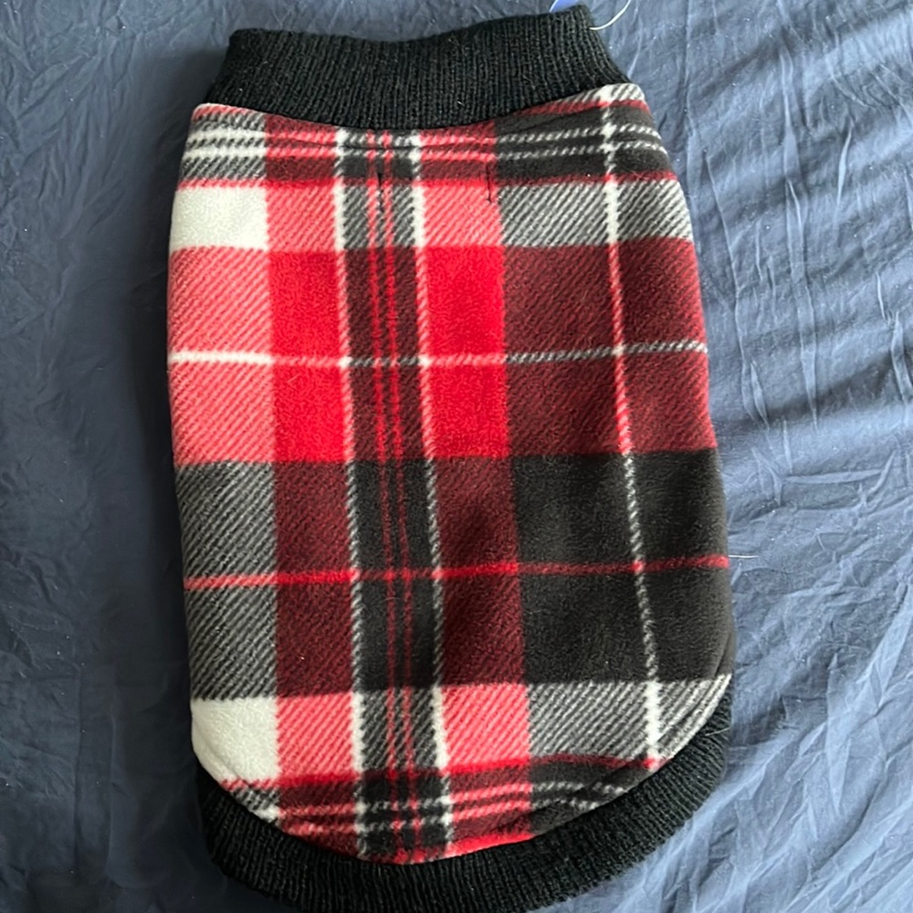 Dog Red plaid Fleece Sweater NWOT Rachel  Roy one size